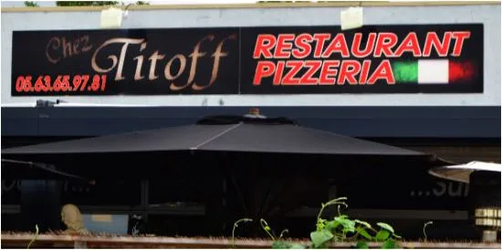 Chez Titoff